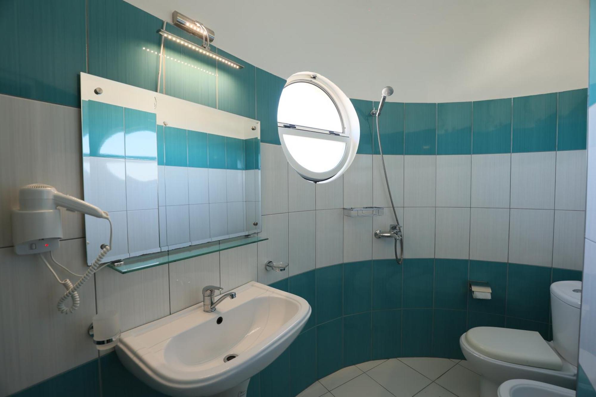 Michelle Apartments Ксамил Екстериор снимка