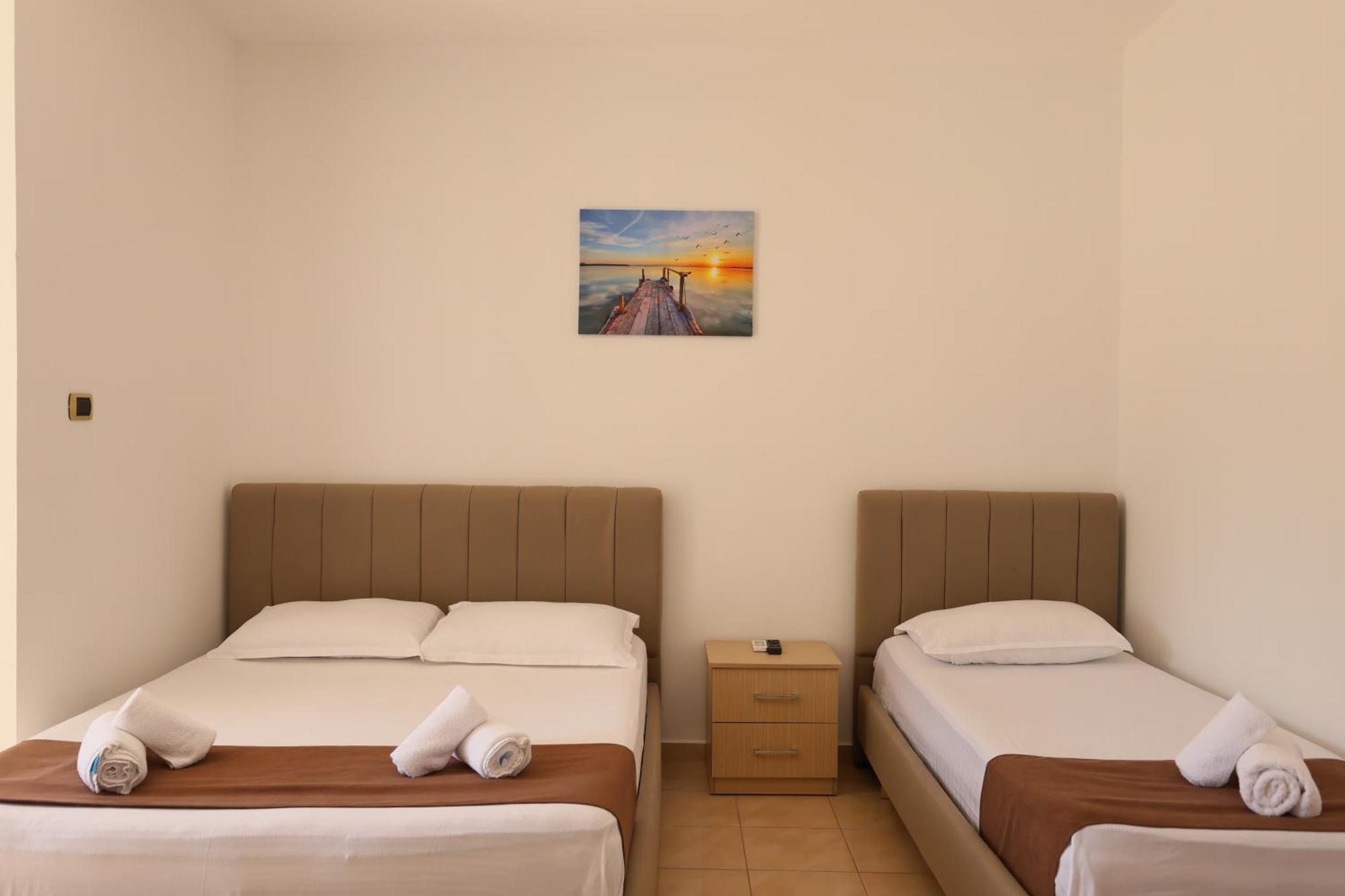 Michelle Apartments Ксамил Екстериор снимка